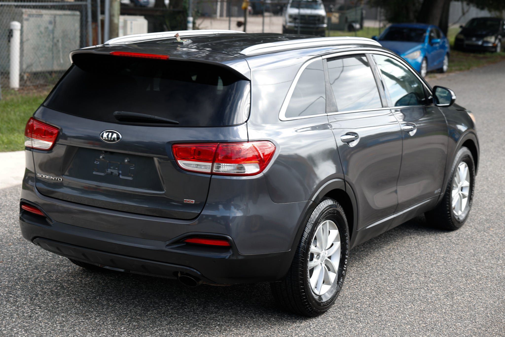 Used 2017 Kia Sorento AWD w/ LX Convenience Package image 16