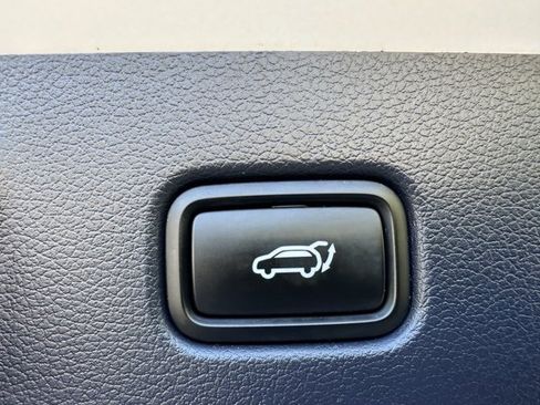 Used 2024 Hyundai Palisade Limited image 26