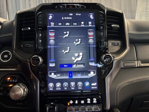 Used 2020 RAM 1500 Limited image 10