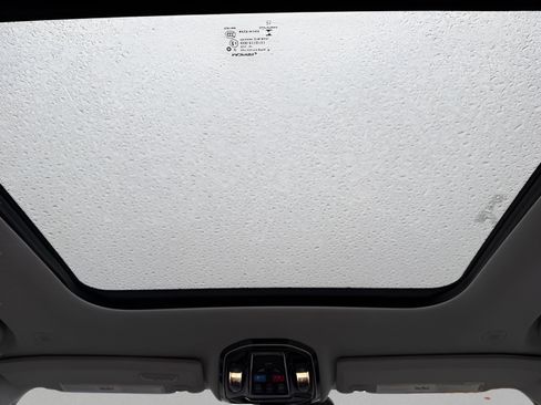 Used 2022 Jeep Grand Cherokee L Overland image 15