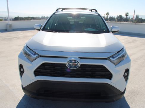 Certified 2023 Toyota RAV4 XLE Premium image 7