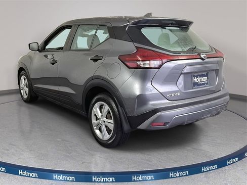 Used 2022 Nissan Kicks S image 7