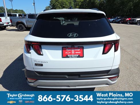 Used 2025 Hyundai Tucson SEL FWD image 7