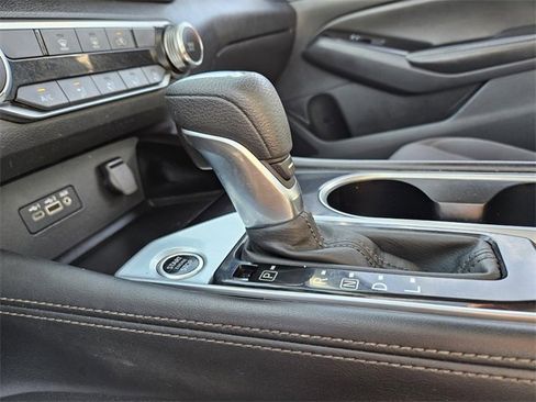 Used 2023 Nissan Altima 2.5 SV image 23