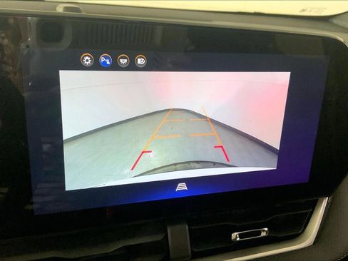 Used 2025 Chevrolet Equinox LT FWD image 21