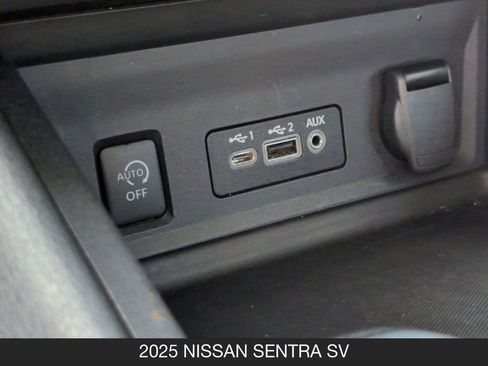 Used 2025 Nissan Sentra SV FWD image 21