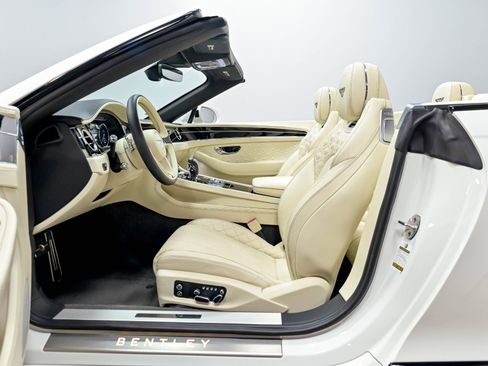 Used 2020 Bentley Continental GT AWD/4WD image 6