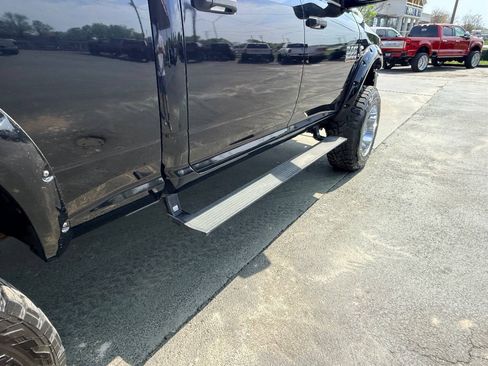 Used 2013 RAM 2500 Tradesman w/ Chrome Appearance Group AWD/4WD image 15