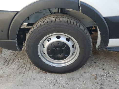 New 2026 Ford Transit 250 148 Medium Roof w/ Load Area Protection Package image 6