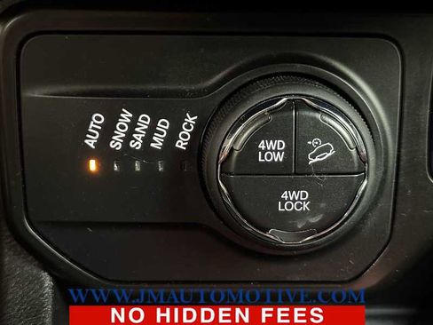 Used 2020 Jeep Renegade Trailhawk w/ Cold Weather Group image 38