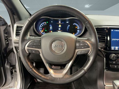 Used 2021 Jeep Grand Cherokee Laredo X image 17