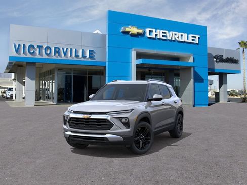 New 2026 Chevrolet TrailBlazer LT w/ Midnight Edition FWD image 8