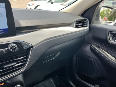 Used 2020 Ford Escape SE Sport AWD/4WD image 25