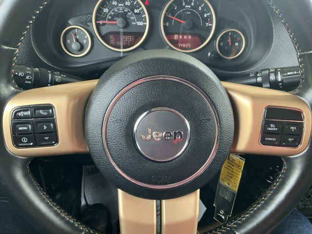 Used 2014 Jeep Wrangler Unlimited Sahara AWD/4WD image 27