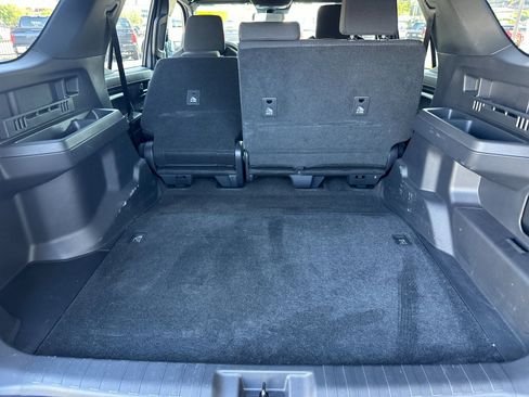 Used 2025 Toyota 4Runner SR5 image 14