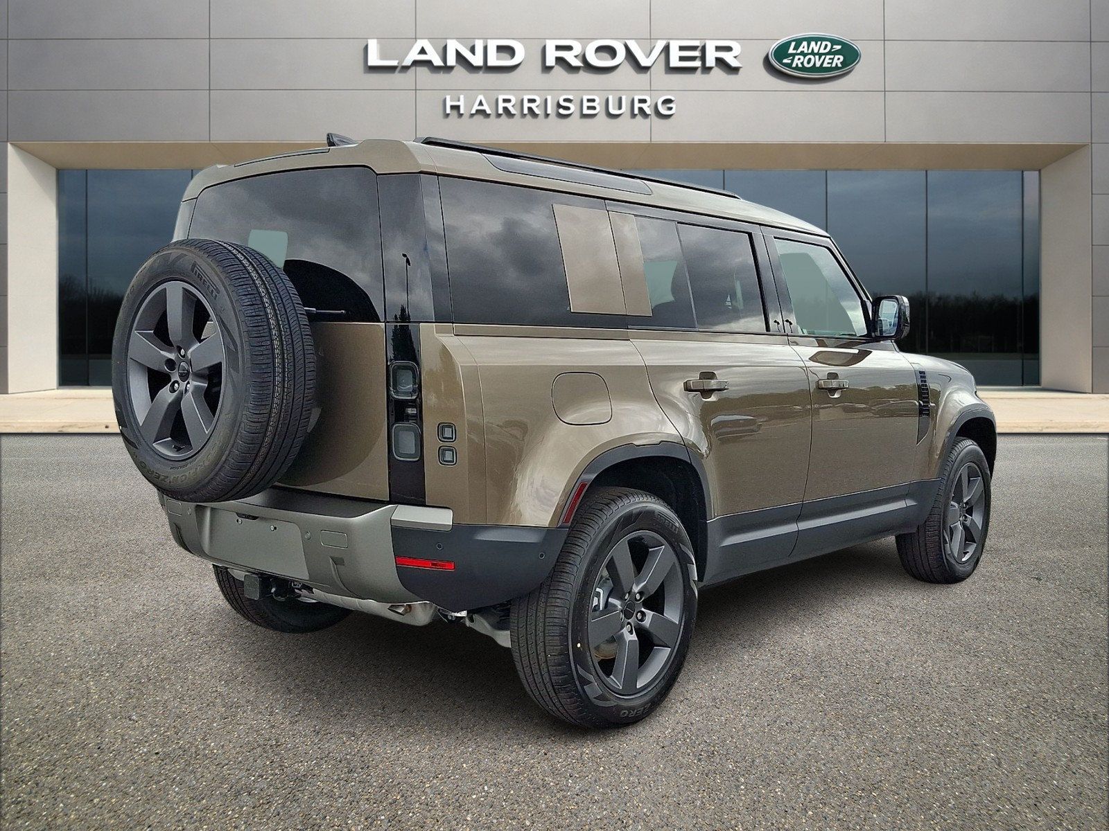New 2026 Land Rover Defender 110 S AWD/4WD image 4