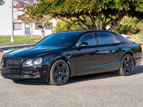 Used 2015 Bentley Flying Spur V8 image 25