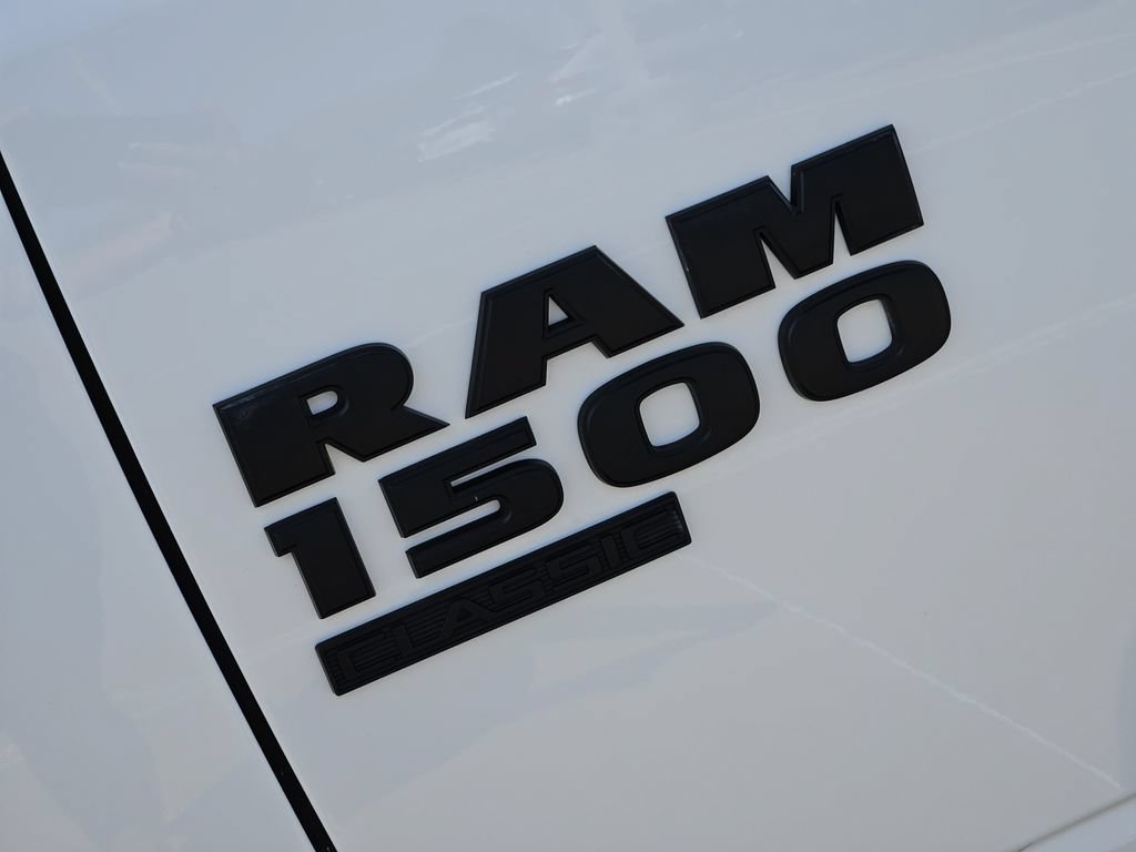 Used 2024 RAM 1500 Warlock AWD/4WD image 11