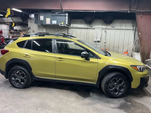 Used 2021 Subaru Crosstrek 2.5i Sport w/ Moonroof Package AWD/4WD image 22