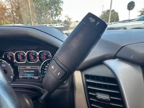 Used 2018 GMC Yukon SLT w/ Premium Edition image 25