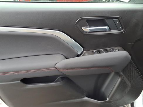 New 2026 Chevrolet Colorado Z71 w/ Technology Package image 13