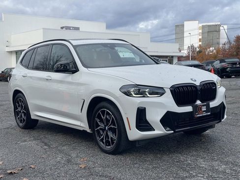 Used 2023 BMW X3 M40i w/ Premium Package image 3