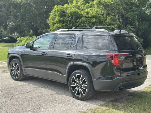 Used 2021 GMC Acadia SLT w/ Elevation Edition FWD image 13