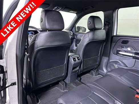 Used 2024 Mercedes-Benz GLB 250 4MATIC image 21