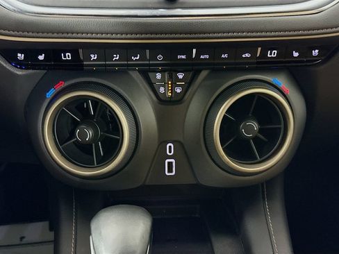 Used 2023 Chevrolet Blazer Premier w/ Driver Confidence II Package FWD image 16
