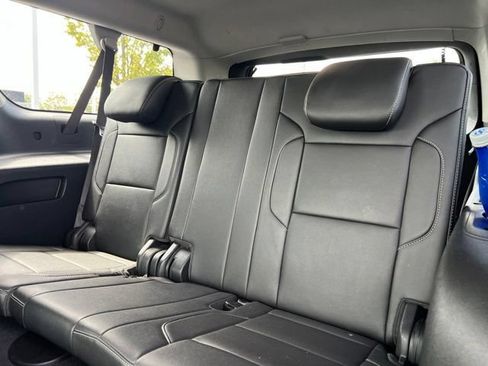 Used 2019 Chevrolet Suburban LT AWD/4WD image 34