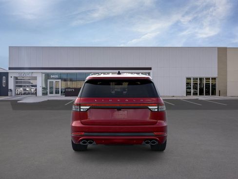 New 2026 Lincoln Aviator Reserve AWD/4WD image 5