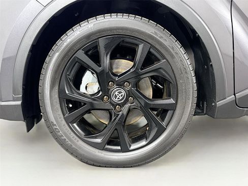 Certified 2022 Toyota C-HR Nightshade image 12