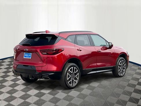 Used 2023 Chevrolet Blazer RS FWD image 5
