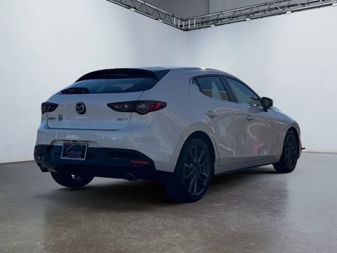 Used 2022 MAZDA MAZDA3 s image 5