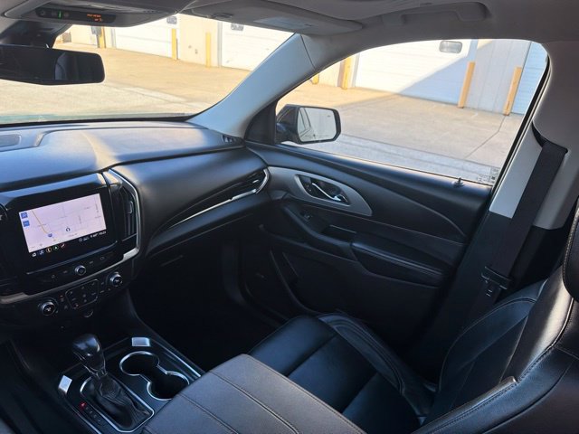 Used 2021 Chevrolet Traverse RS AWD/4WD image 21
