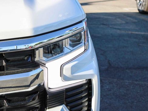 Used 2022 Chevrolet Silverado 1500 LT image 10