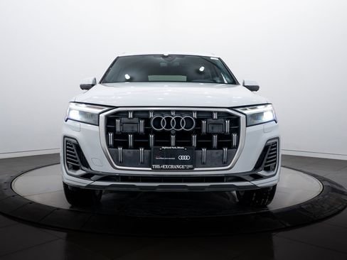 Certified 2025 Audi Q7 Premium w/ Convenience Package image 21