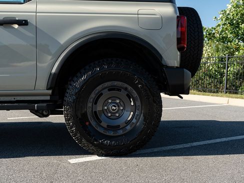 New 2025 Ford Bronco 2-Door w/ Sasquatch Package AWD/4WD image 6