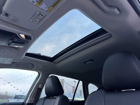 Used 2022 Subaru Outback Limited image 23