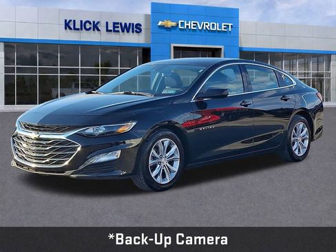 Used 2023 Chevrolet Malibu LT image 3