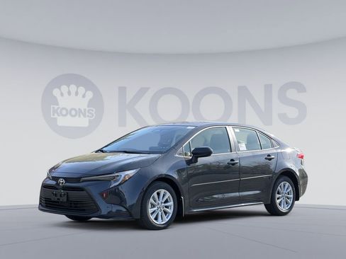 New 2026 Toyota Corolla LE FWD image 1