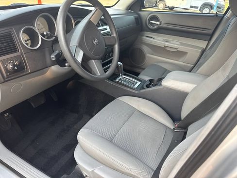 Used 2007 Dodge Magnum SXT w/ Convenience Group III AWD/4WD image 11