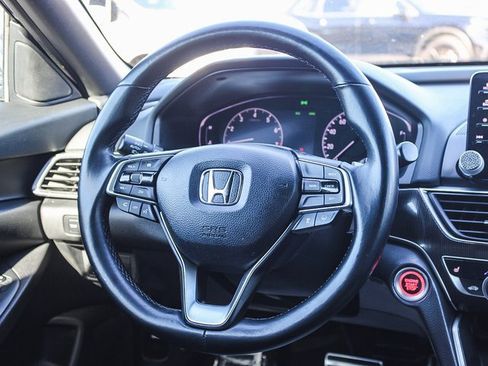 Used 2018 Honda Accord Sport image 15