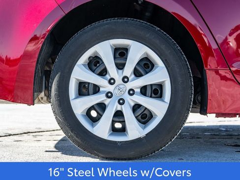 Certified 2024 Toyota Corolla LE image 9