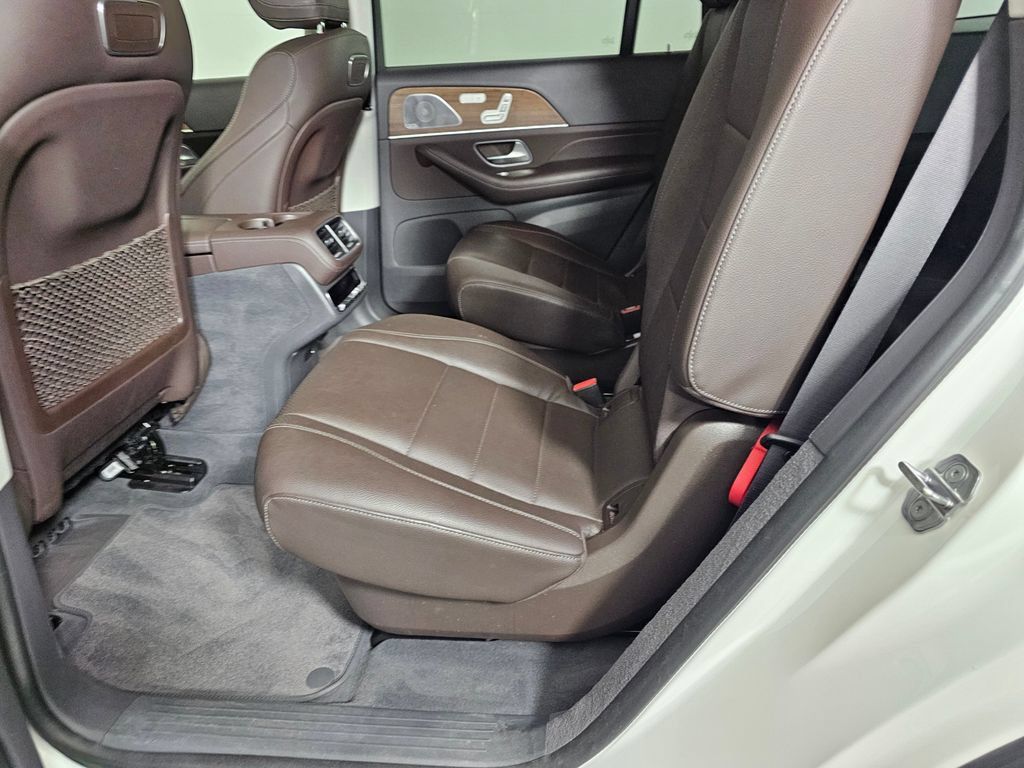 Used 2020 Mercedes-Benz GLS 450 4MATIC image 19
