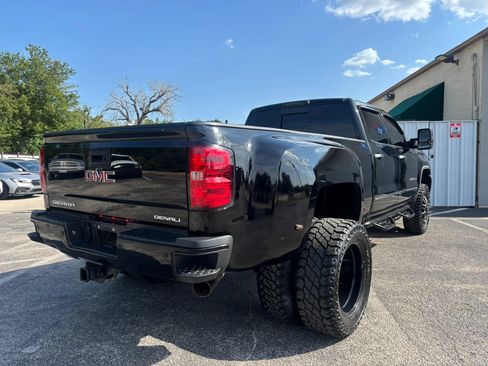 Used 2019 GMC Sierra 3500 Denali w/ Duramax Plus Package AWD/4WD image 11