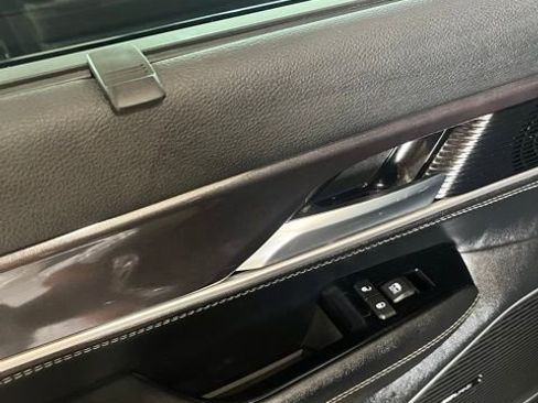 Used 2023 Jeep Wagoneer 4WD w/ Convenience Group I image 21