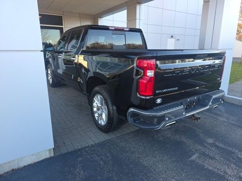 Used 2019 Chevrolet Silverado 1500 LTZ w/ LTZ Plus Package image 2