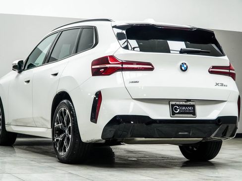 Used 2025 BMW X3 xDrive30i w/ Premium Package AWD/4WD image 10