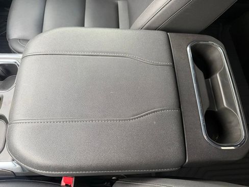 Used 2024 Chevrolet Silverado 1500 LT Trail Boss w/ LT Trail Boss Premium Package image 14